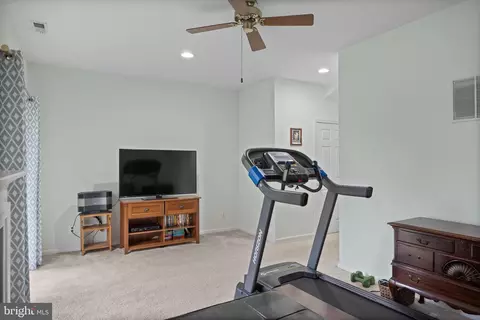 7 Lilyberry Pl, Delran, NJ 08075 photo 6