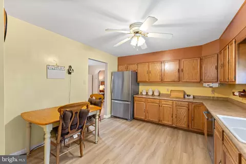 Kitchen - 501 6th St E, Florence, NJ 08518 photo 4 of 4