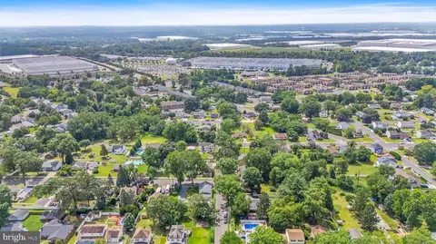 View/Area - 501 6th St E, Florence, NJ 08518 photo 5 of 7