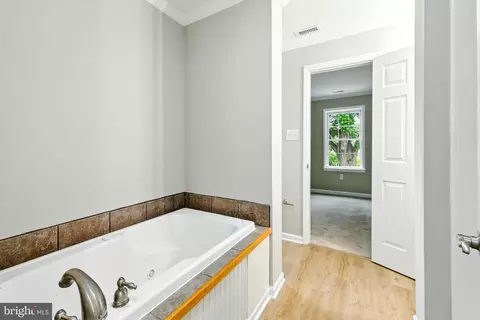 Entry Way - 300 Broad St, Beverly, NJ 08010 photo 3 of 7