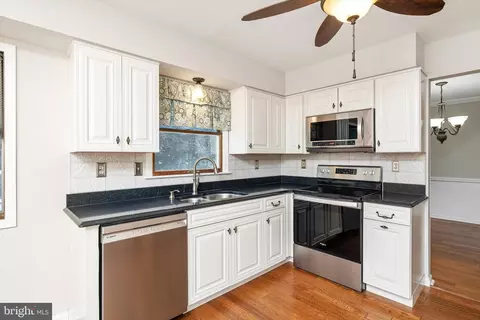 137 Access Hwy, Wrightstown, NJ 08562 photo 14