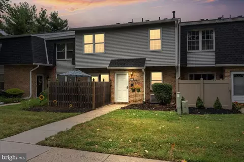 3062 Harbour Dr, Palmyra, NJ 08065