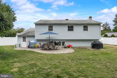 Exterior - 740 Baylor Ave, Delran, NJ 08075 photo 2 of 3