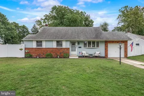 740 Baylor Ave, Delran, NJ 08075