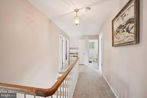 Entry Way - 20 Euston Rd, Marlton, NJ 08053 photo 5 of 5