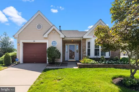 418 Elderberry Ct, Mount Laurel, NJ 08054