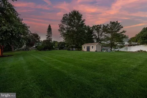 Exterior - 175 Preakness Dr, Mount Laurel, NJ 08054 photo 4 of 19