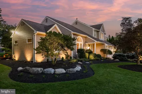 175 Preakness Dr, Mount Laurel, NJ 08054