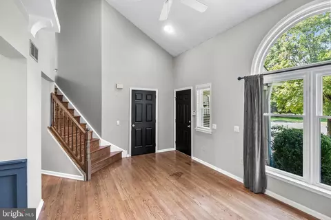 Entry Way - 175 Preakness Dr, Mount Laurel, NJ 08054 photo 1 of 4