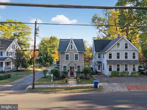 Exterior - 526 E Main St, Moorestown, NJ 08057 photo 2 of 11