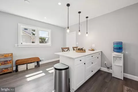 Entry Way - 259 Hooker St, Riverside, NJ 08075 photo 11 of 12