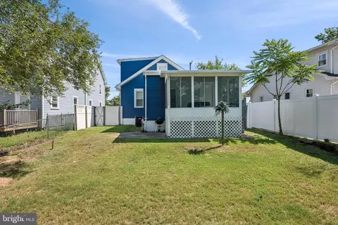 Exterior - 259 Hooker St, Riverside, NJ 08075 photo 3 of 4