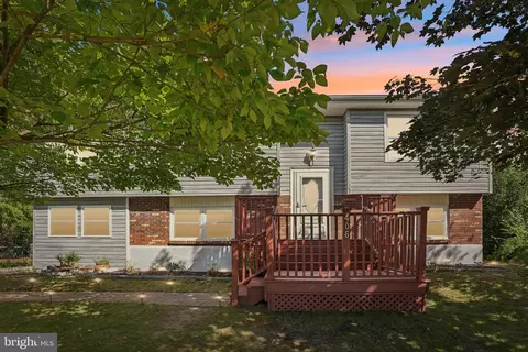 406 Cherokee Dr, Browns Mills, NJ 08015