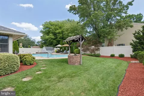 Exterior - 12 Devonshire Rd, Mount Laurel, NJ 08054 photo 21 of 28