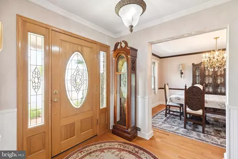 Entry Way - 12 Devonshire Rd, Mount Laurel, NJ 08054 photo 1 of 5