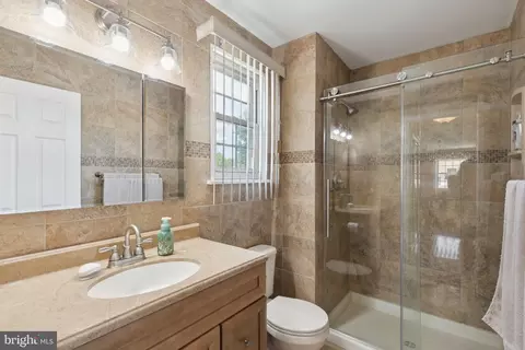 Bath - 12 Devonshire Rd, Mount Laurel, NJ 08054 photo 1 of 4