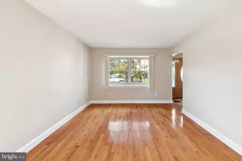 Living - 12 Devonshire Rd, Mount Laurel, NJ 08054 photo 1 of 2