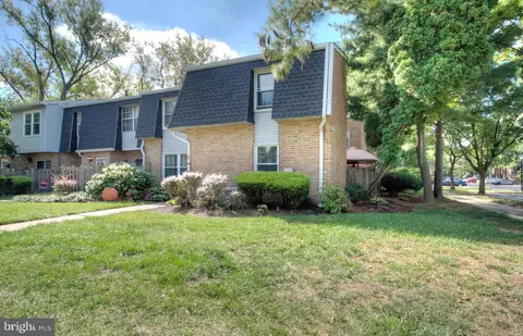 3059 Harbour Dr, Palmyra, NJ 08065