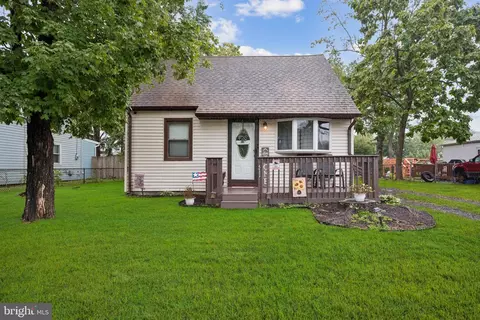 511 Laurel Blvd, Browns Mills, NJ 08015