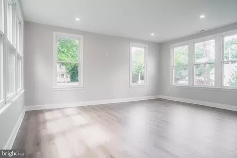 Living - 524 W Main St, Maple Shade, NJ 08052 photo 2 of 3