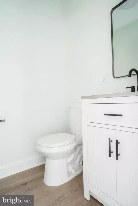 Entry Way - 524 W Main St, Maple Shade, NJ 08052 photo 8 of 9