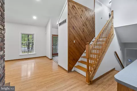Entry Way - 450 Pricketts Mill Rd, Tabernacle, NJ 08088 photo 4 of 4