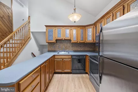 Kitchen - 450 Pricketts Mill Rd, Tabernacle, NJ 08088 photo 2 of 2