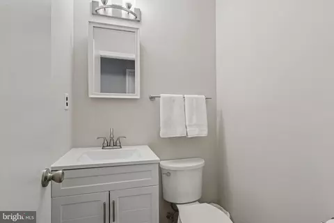 Bath - 75 Euston Rd S, Marlton, NJ 08053 photo 1 of 4