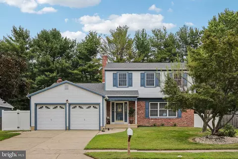 75 Euston Rd S, Marlton, NJ 08053