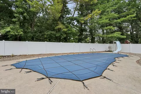 Exterior - 75 Euston Rd S, Marlton, NJ 08053 photo 6 of 9