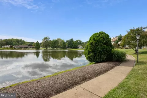 23 E Daisy Ln # A, Mount Laurel, NJ 08054