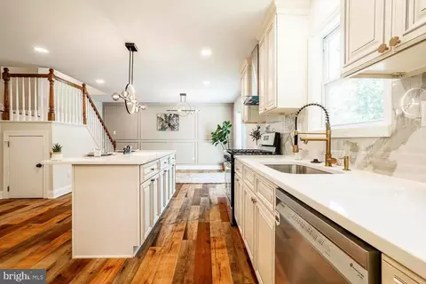 431 E Park Ave, Maple Shade, NJ 08052 photo 11