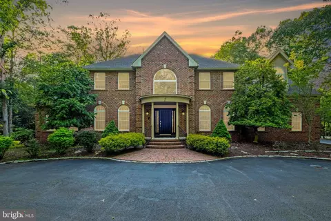 1 Pepperbush Ct, Medford, NJ 08055
