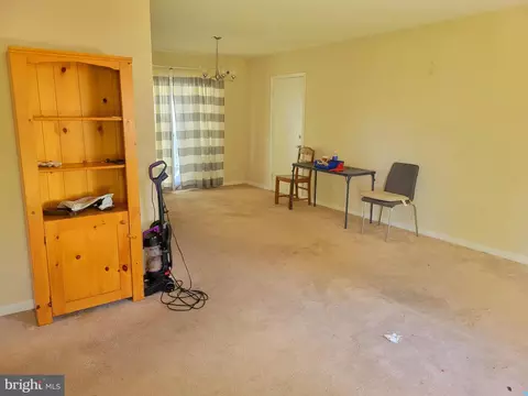 Living - 525 Front St, Palmyra, NJ 08065 photo 1 of 1