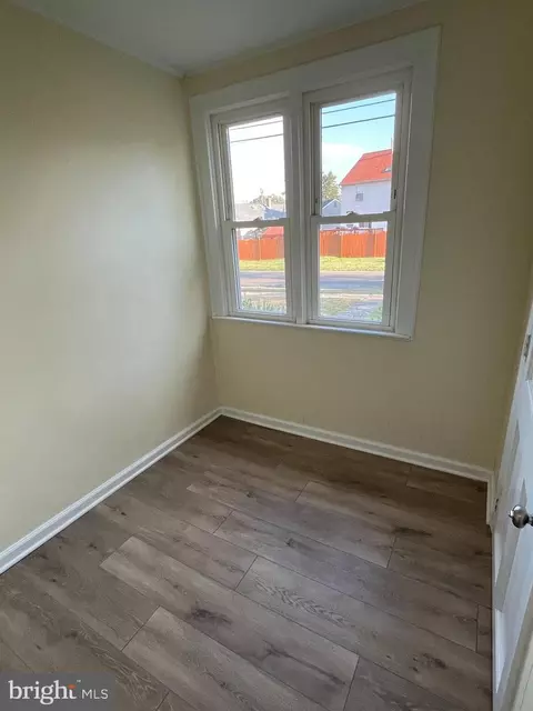 Entry Way - 105 Mecray Ln, Maple Shade, NJ 08052 photo 2 of 3