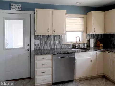 Kitchen - 719 Hickory St, Delanco, NJ 08075 photo 2 of 4