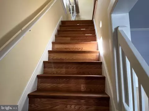 Entry Way - 719 Hickory St, Delanco, NJ 08075 photo 1 of 4