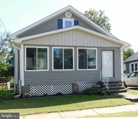719 Hickory St, Delanco, NJ 08075