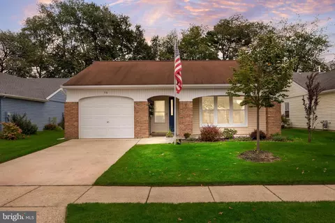 36 Cotherstone Dr, Southampton, NJ 08088
