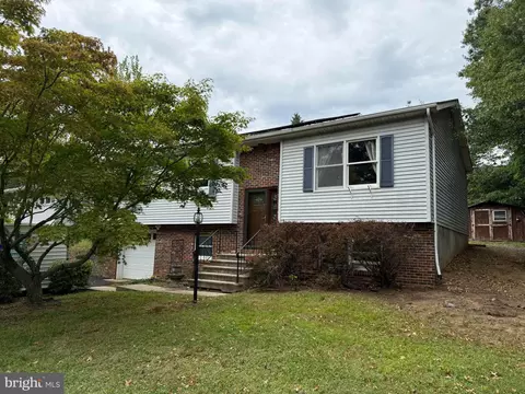 1 Glen Rd, Bordentown, NJ 08505