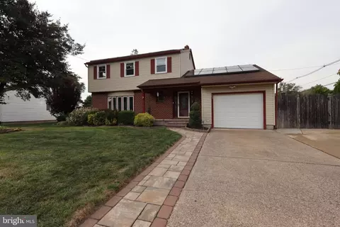 507 E Franklin Ave, Edgewater Park, NJ 08010