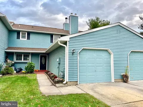 3 Exeter Ct, Bordentown, NJ 08505