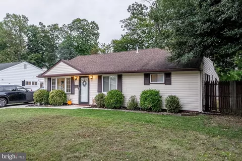Exterior - 200 E Rudderow Ave, Maple Shade, NJ 08052 photo 2 of 6