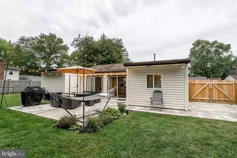 Exterior - 200 E Rudderow Ave, Maple Shade, NJ 08052 photo 4 of 6