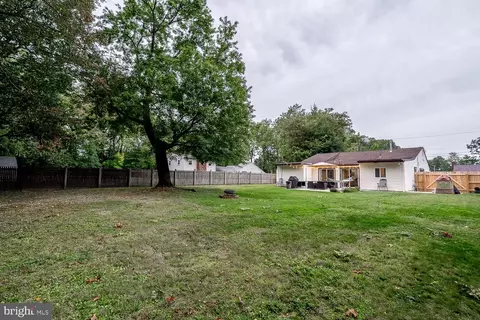 Exterior - 200 E Rudderow Ave, Maple Shade, NJ 08052 photo 6 of 6