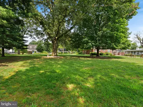 116 S Lincoln Ave, Moorestown, NJ 08057