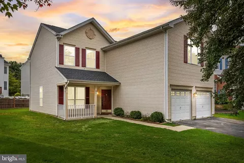 18 Cheyenne Ct, Burlington, NJ 08016