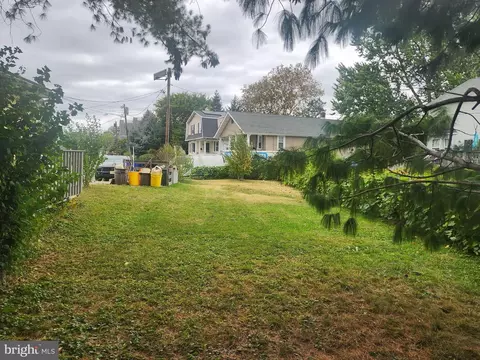 Exterior - 22 Theodore Ave, Maple Shade, NJ 08052 photo 2 of 6
