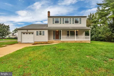 35 Euston Rd W, Marlton, NJ 08053