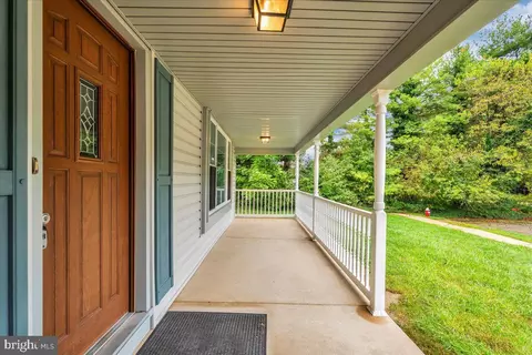 35 Euston Rd W, Marlton, NJ 08053 photo 3